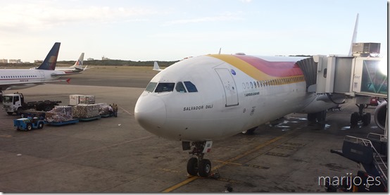 Perdidos en el aeropuerto: «La historia del cine corriendo por Barajas»