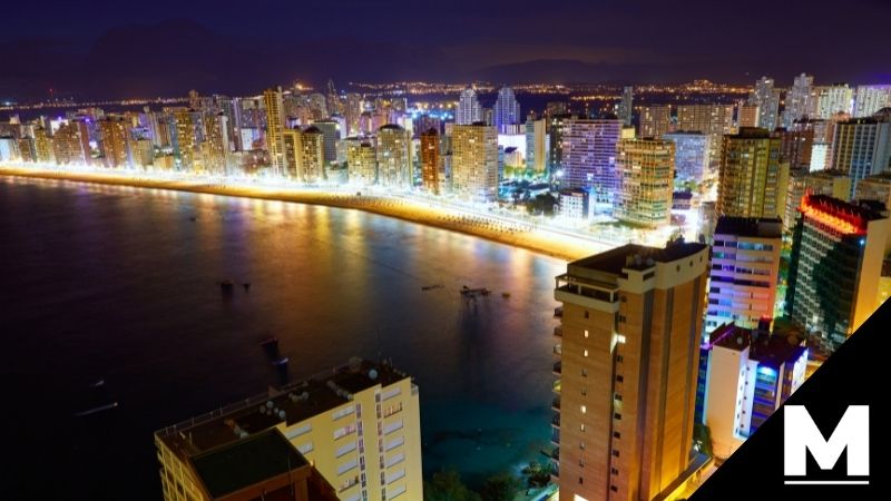 Cinco paisajes inolvidables que he conocido en España - Skyline de Benidorm