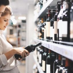 Vinos de Madrid y Carrefour apuestan por la dinamización del mercado de proximidad